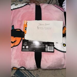 Hello kitty halloween pink blanket
